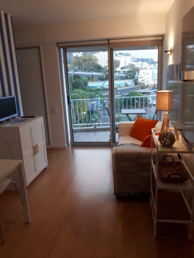 Apartamento Vista Mar E Piscina Funchal  Bagian luar foto